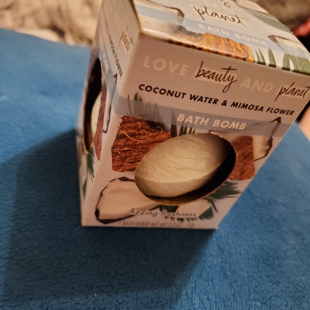 Bath Bomb - Picture 2 of 2